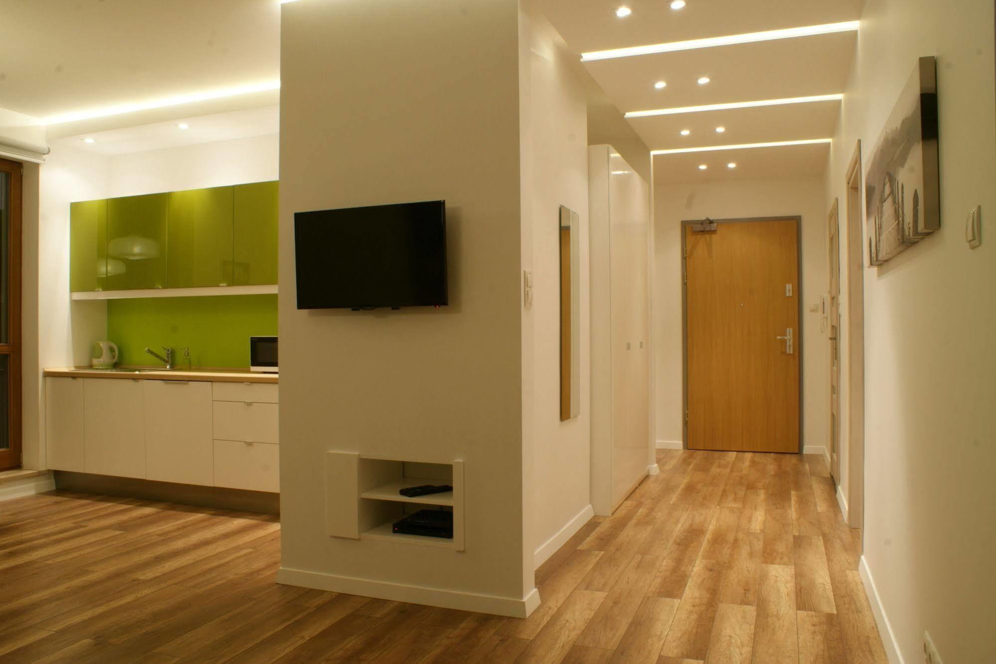 Irs Royal Apartments Apartamenty Irs Nadmorski Dwor グダニスク エクステリア 写真